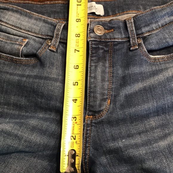 Banana Republic Skinny Distressed Ankle Jeans - Picture 11 of 12